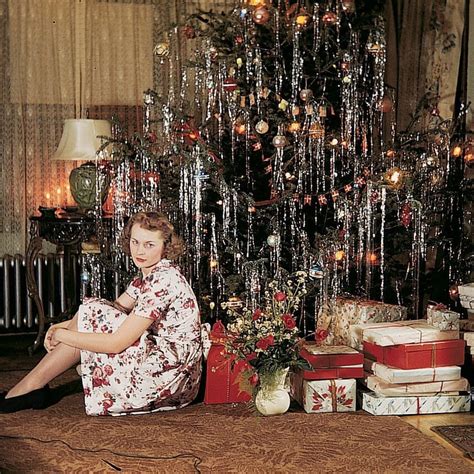 Vintage Christmas Pictures Through the Years (1940s - 1990s)