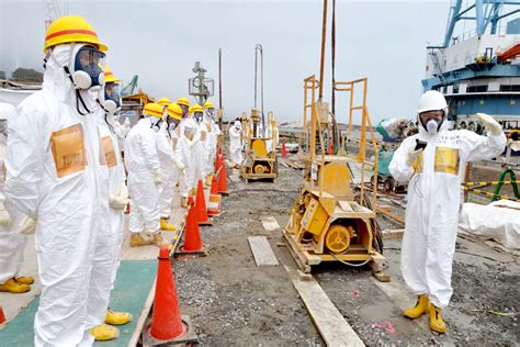 Fukushima cleanup could cause biggest disaster to date | Salon.com