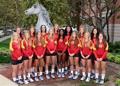 USC Women's Volleyball Team takes the #1 ranking spot | Women's NCAA DI | Women volleyball ...