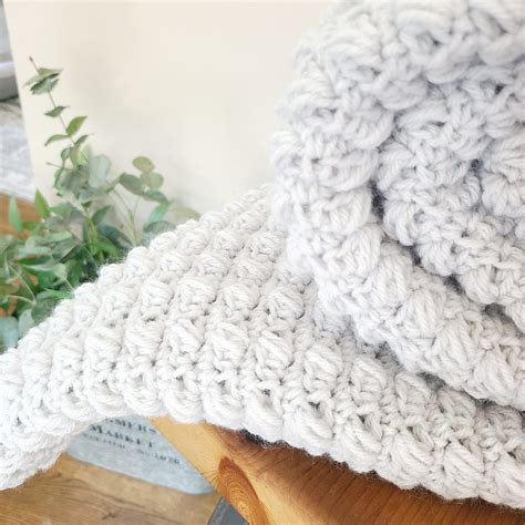 Textured Puff Stitch Crochet Blanket Pattern - Easy Crochet Patterns