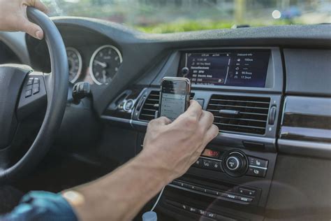 Is Bluetooth or Aux Better For Audio Quality in Cars?