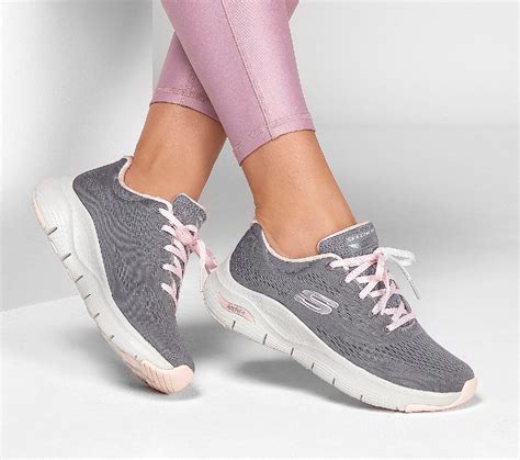 Neden Ortopedik Ayakkabı Seçmeliyiz? - Skechers Blog