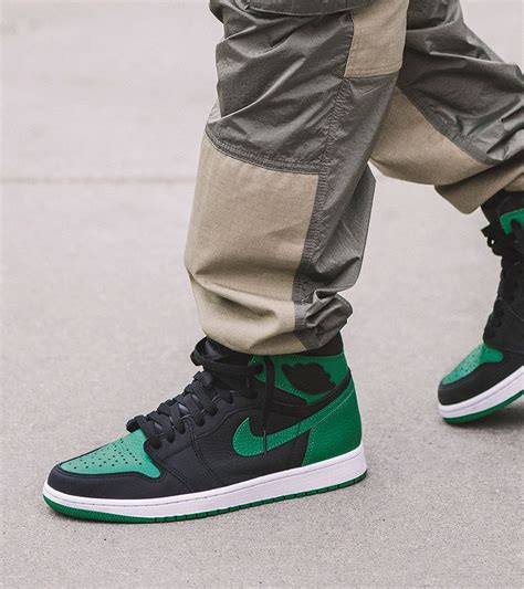 Air Jordan 1 'Black/Pine Green' Release Date. Nike SNKRS ID