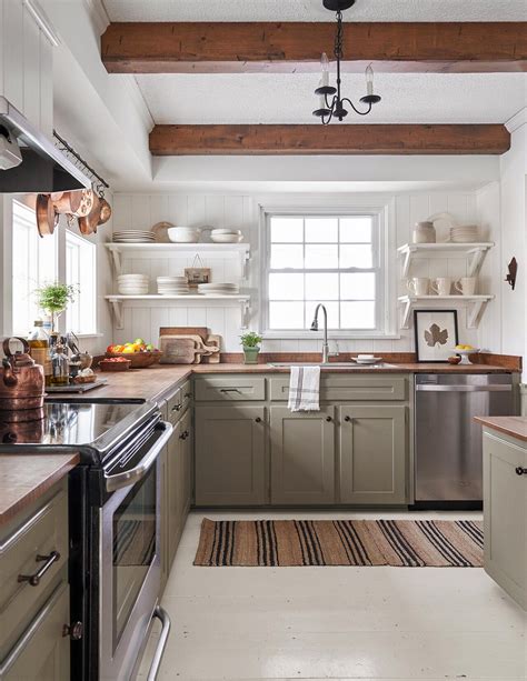 9 Essential Tips for Choosing the Coziest Farmhouse Kitchen Colors | Farmhouse kitchen colors ...