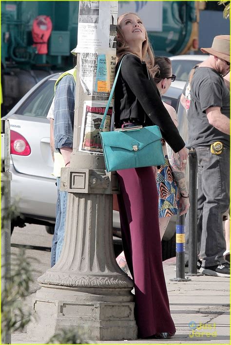 Full Sized Photo of shenae grimes annalynne 90210 set 09 | Shenae ...