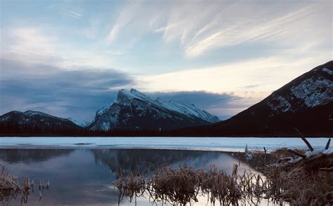 17 Photos to Inspire You to Visit Banff in the Winter - Voyageur Tripper