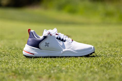 Best Golf Shoes 2025 - Leta Rosalia