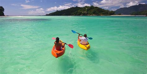 Water activities in the Seychelles - Arenatours