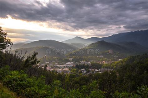 Sunrise Over Gatlinburg, Tennessee Stock Photo - Image of forest, peaks: 197611884