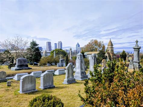 Historic Oakland Cemetery in Atlanta - Tours, Gardens, Festivals & More ...