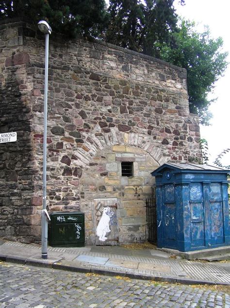 Edinburgh Town Wall, Flodden Wall, Drummond Street to Pleasance | City of Edinburgh | Edinburgh ...