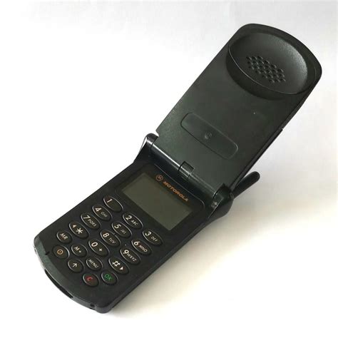 Vintage Motorola StarTac V, Hobbies & Toys, Collectibles & Memorabilia, Vintage Collectibles on ...