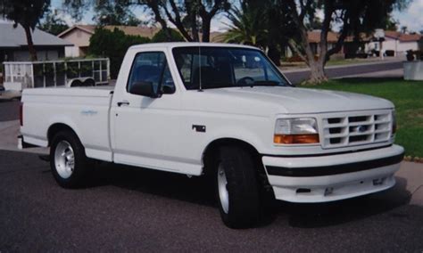 1995 Ford F-150 SVT Lightning - Information and photos - MOMENTcar