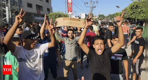 Gaza Protest: Thousands take to streets in Gaza in rare public display ...