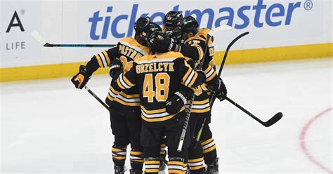 Pastrnak's Power-Play Goal Lifts Bruins Over Jets 3-2 - CBS Boston