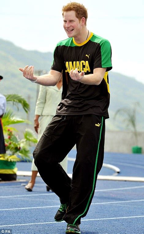 Prince Harry Jamaica visit 2012: Flash Harry beats Usain Bolt in 100m sprint | Daily Mail Online