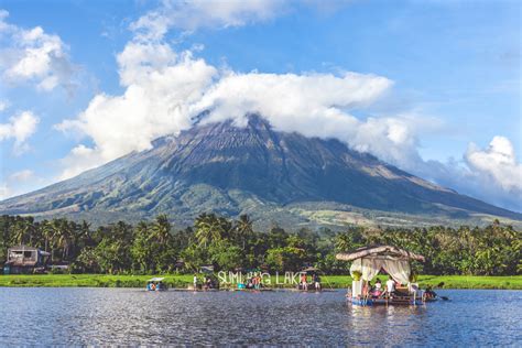 Albay Top Tourist Spots Guided Sightseeing Tour with Lunc...