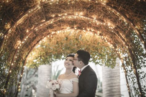 For the night session, the couple did a flower dome shoot at Gardens by ...