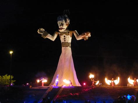 Mary and Keith's Excellent Adventure!: Zozobra, The Original "Burning Man"