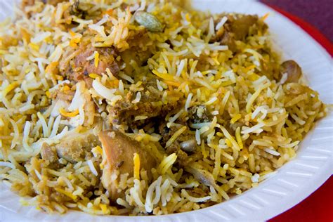 10 Types Of Mouth Watering Indian Biryani