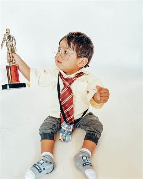 Dwight Schrute Dunder Mufflin kid’s costume in 2022 | Best kids costumes, The office costumes ...