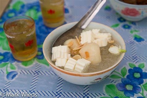 Vietnamese Desserts in Saigon - Almond Panna Cotta Jelly