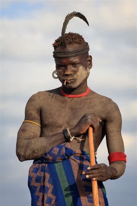 Ethiopian tribes, Mursi warrior - Dietmar Temps, photography