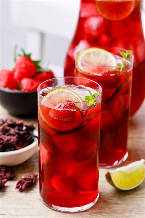 4-Ingredient Strawberry Hibiscus Iced Tea - Nurtured Homes Raspberry Iced Tea, Strawberry Drinks ...