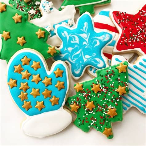 Iced Sugar Cookies {Cream Cheese Sugar Cookies & Quick-Dry Royal Icing ...