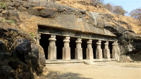 Elephanta Caves - History, Facts, Location, Built By, Entry Fee | Adotrip