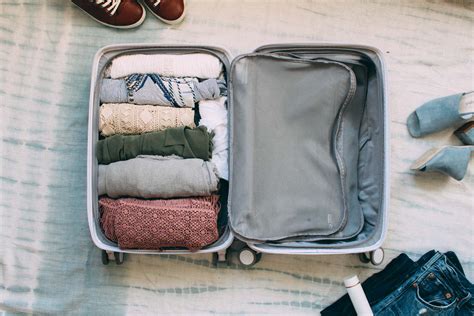 How to Pack Your Suitcase Like a Pro – Advice from a Twenty Something