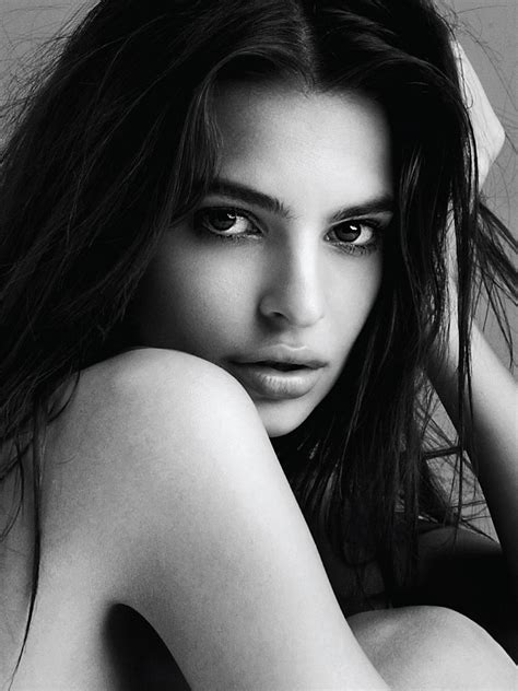 Photo of fashion model Emily Ratajkowski - ID 431526 | Models | The FMD