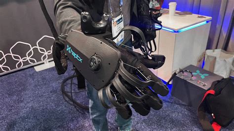 We tested the most advanced haptic gloves in the world - Big Think