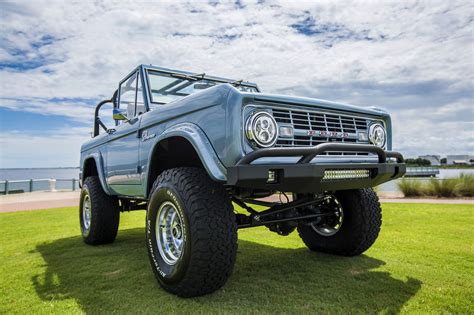 For Sale - 1976 Classic Ford Bronco Restomod | Velocity Restorations | Ford bronco, Classic ford ...