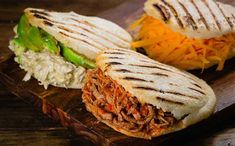 16 Most Popular Venezuelan Foods You Should Try - Nomad Paradise