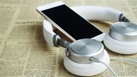 Why You Should Start Using Latest Pc Phone Headsets?