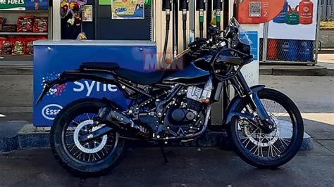 2023 Royal Enfield Himalayan 450 ADV Spotted In Production-Ready Form