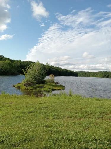 Best Hikes and Trails in West Hartford Reservoirs Recreation Area ...