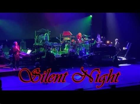 Mannheim Steamroller - 26 - Stille Nacht (Silent Night) - YouTube