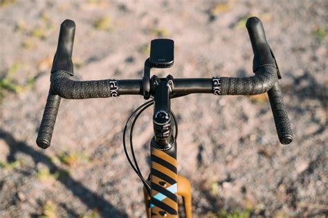 Best handlebars for gravel bikes: flared bars, ergonomic and even flat bar gravel bars - Cycling ...