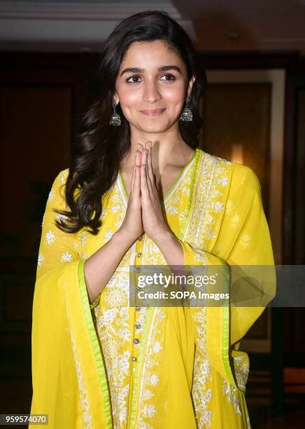 64 Alia Bhatt Raazi Stock Photos, High-Res Pictures, and Images - Getty Images