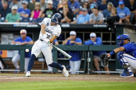 CWS Florida Oral Roberts Baseball