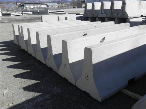 Jersey Barriers - Fairbanks Materials Inc. (FMI)