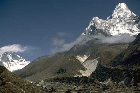 Ama Dablam the Clean Way