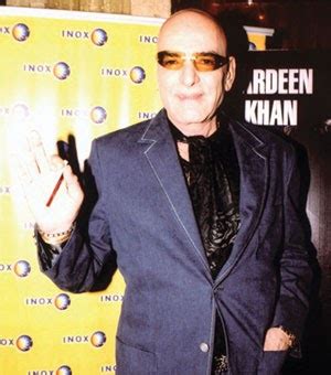 Station Hollywood: Firoz Khan – the stylish actor of bollywood.