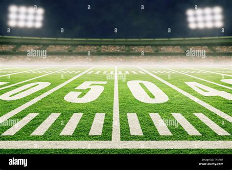 American football field markings hi-res stock photography and images - Alamy