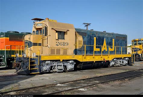 RailPictures.Net Photo: LAJ 2619 Los Angeles Junction EMD CF7 at Vernon, California by Craig ...