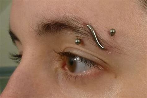 Types Eyebrow Piercings: 7 Awesome Styles - AuthorityTattoo