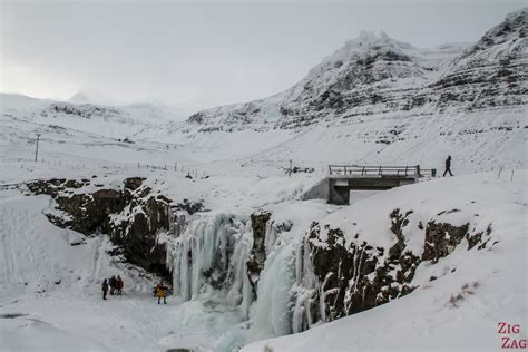 Kirkjufell in Winter (Iceland) - Tips + Photos + waterfalls