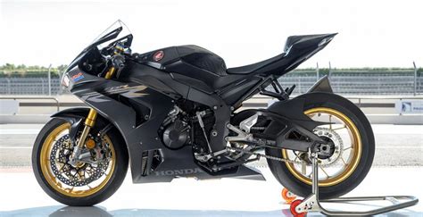 2023 Honda CBR1000RR Specs, Price, Top Speed & Reviews